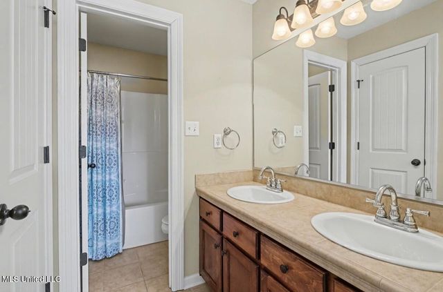 1884 W Keenlan Drive, Hernando, MS 38632