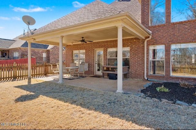 1884 W Keenlan Drive, Hernando, MS 38632