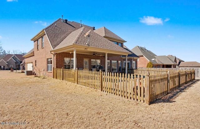 1884 W Keenlan Drive, Hernando, MS 38632