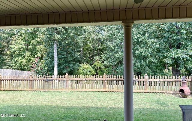 1884 W Keenlan Drive, Hernando, MS 38632