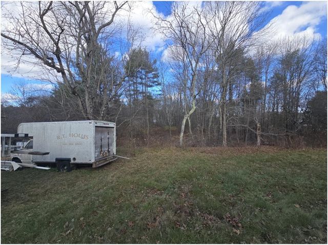 723 Dedham St, Wrentham, MA 02093
