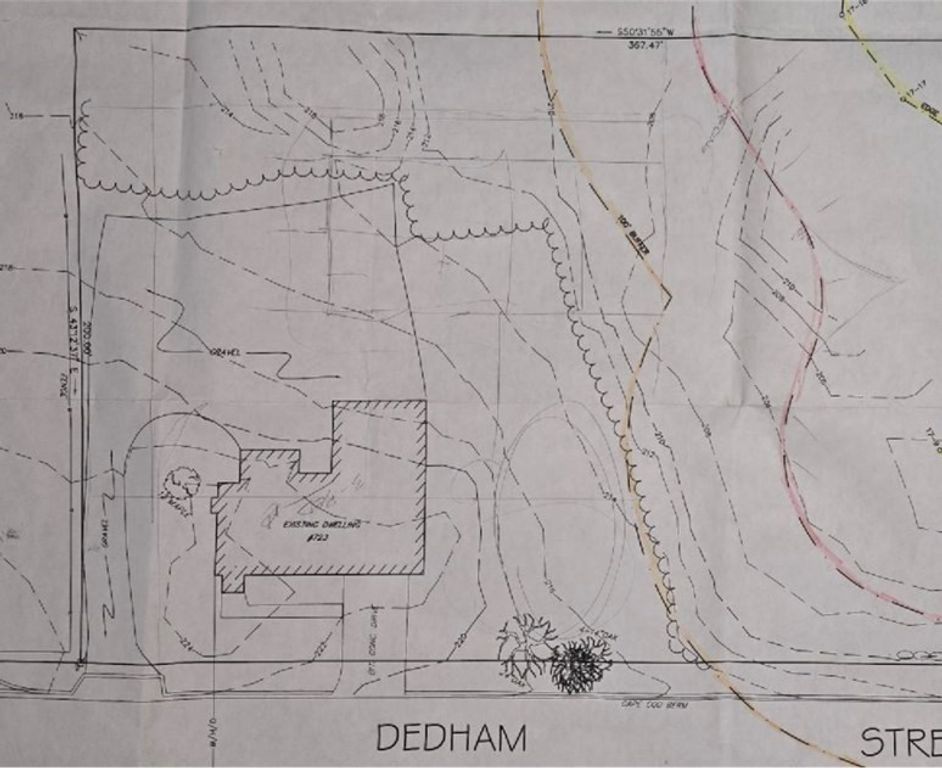 723 Dedham St, Wrentham, MA 02093