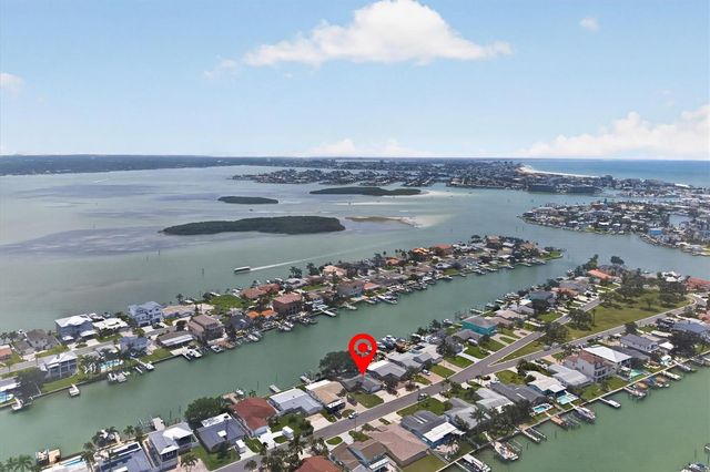 541 LILLIAN DRIVE, Madeira Beach, FL 33708