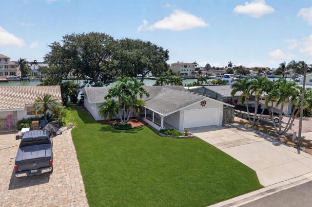 541 LILLIAN DRIVE, Madeira Beach, FL 33708