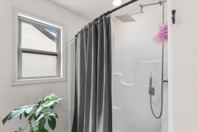 255 N LUNA LN, Columbia, MO 65201