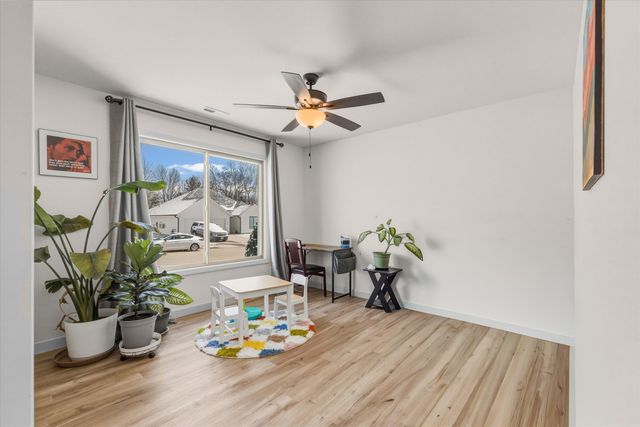 255 N LUNA LN, Columbia, MO 65201