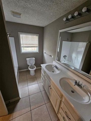 11309 Manchester Avenue, Kansas City, MO 64134