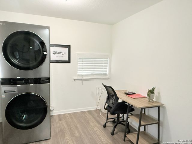 2202 HAYS ST, San Antonio, TX 78202