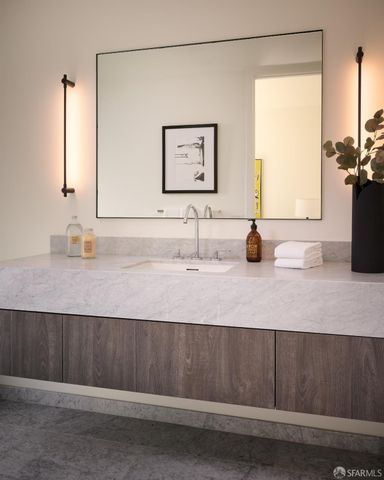 38 Meadow Drive 6, San Francisco, CA 94130