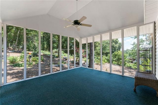 24 Woodhaven Court SW, Cartersville, GA 30120