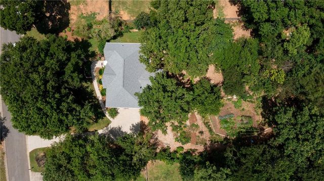 24 Woodhaven Court SW, Cartersville, GA 30120