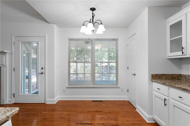 24 Woodhaven Court SW, Cartersville, GA 30120