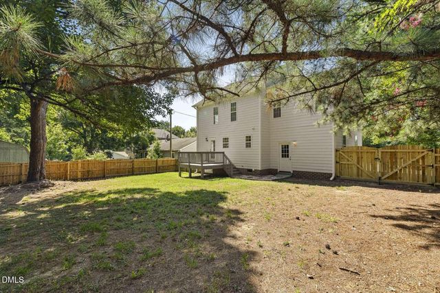 209 James Street, Apex, NC 27502