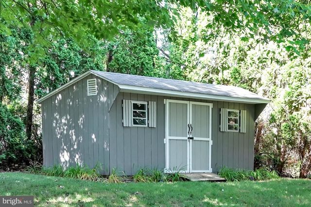 4815 DELBROOK RD, Mechanicsburg, PA 17050