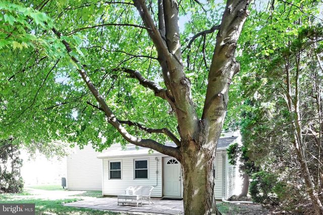 4815 DELBROOK RD, Mechanicsburg, PA 17050