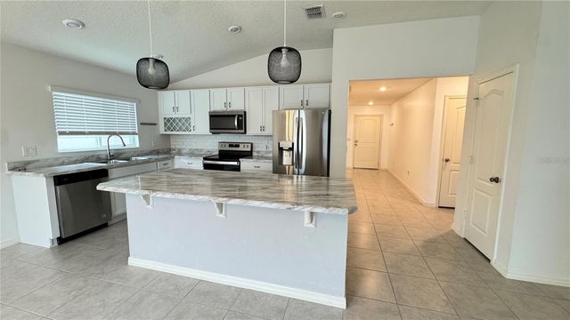 3182 EAGLE HAMMOCK CIRCLE, Kissimmee, FL 34743