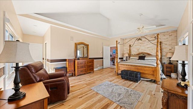 N2487 Nuttelman ROAD, La Crosse, WI 54601