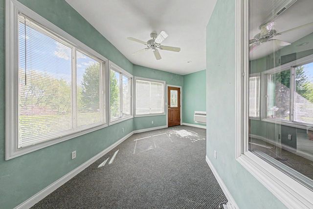 N2487 Nuttelman ROAD, La Crosse, WI 54601
