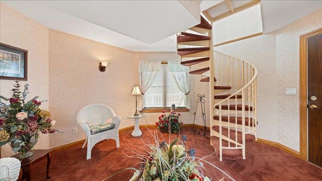 N2487 Nuttelman ROAD, La Crosse, WI 54601