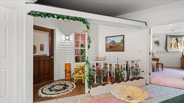 N2487 Nuttelman ROAD, La Crosse, WI 54601
