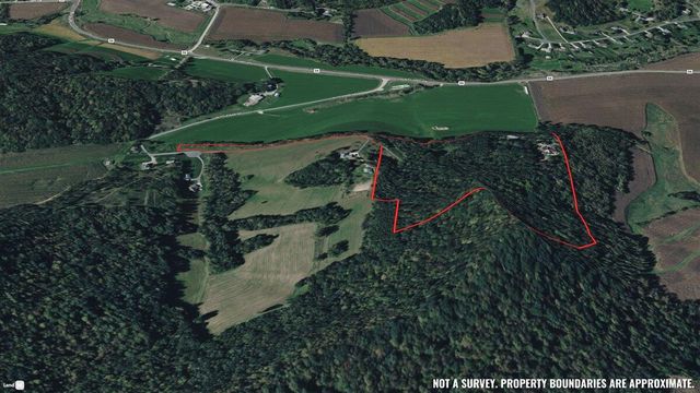 N2487 Nuttelman ROAD, La Crosse, WI 54601