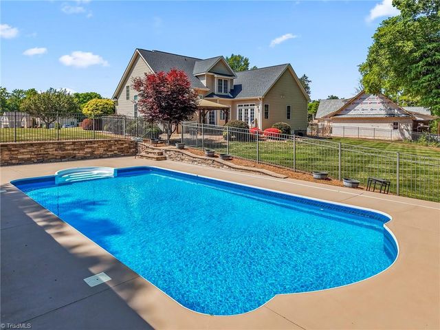 104 N Madera Drive, Mocksville, NC 27028