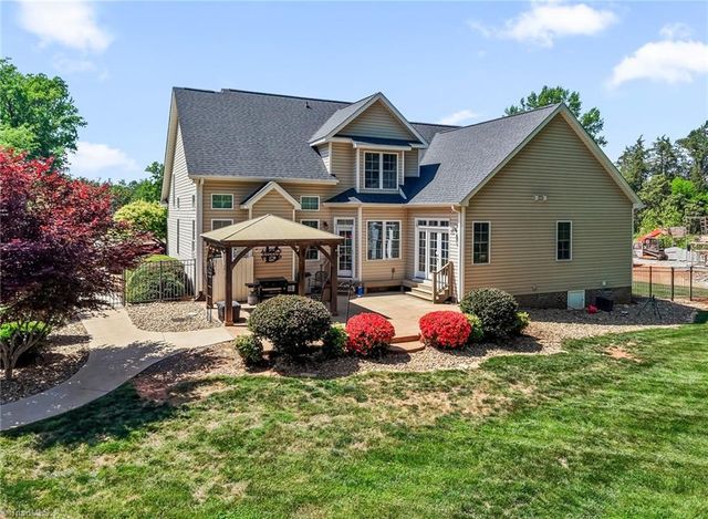 104 N Madera Drive, Mocksville, NC 27028