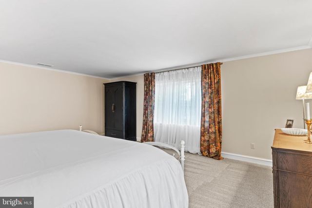 504 INDIANA AVE, Lemoyne, PA 17043