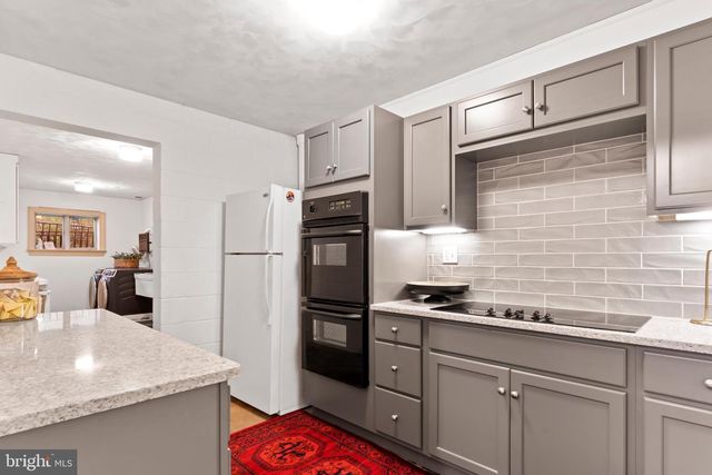 504 INDIANA AVE, Lemoyne, PA 17043