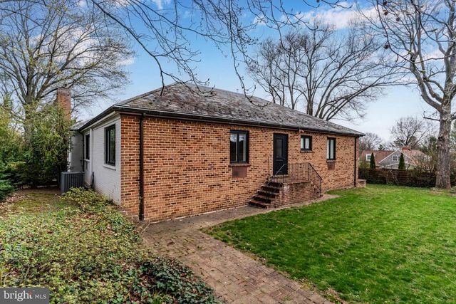 504 INDIANA AVE, Lemoyne, PA 17043