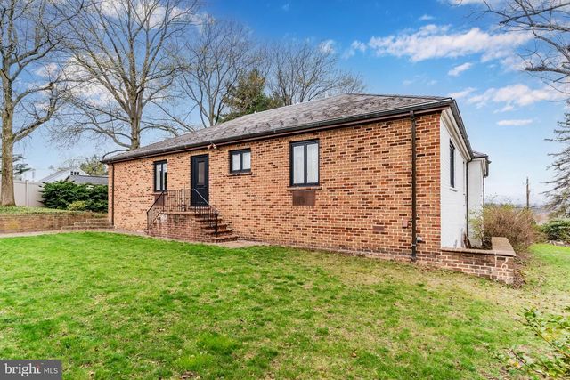 504 INDIANA AVE, Lemoyne, PA 17043