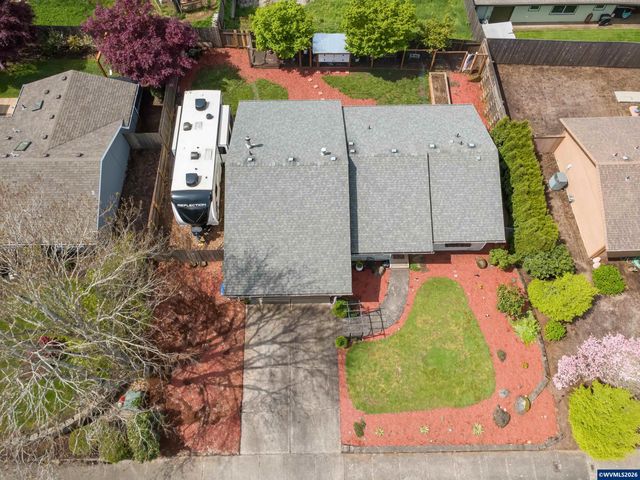 5021 Daniel St S, Salem, OR 97306