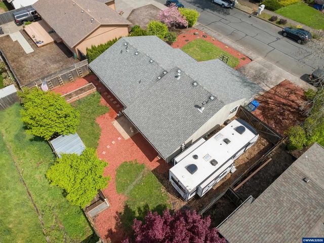 5021 Daniel St S, Salem, OR 97306