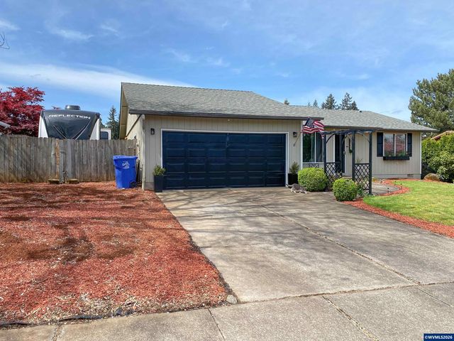 5021 Daniel St S, Salem, OR 97306