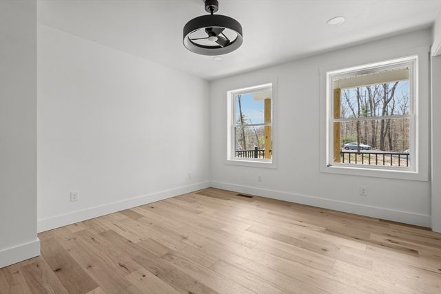130 Se Main St, Douglas, MA 01516