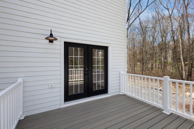 130 Se Main St, Douglas, MA 01516