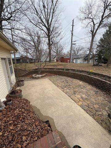 15284 Putman Road, Rogers, AR 72756