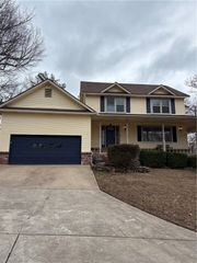 15284 Putman Road, Rogers, AR 72756