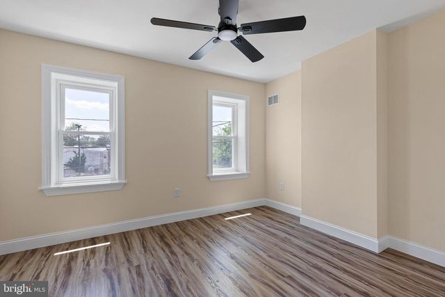 1207 W 2ND ST, Wilmington, DE 19805