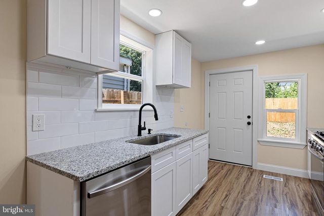 1207 W 2ND ST, Wilmington, DE 19805