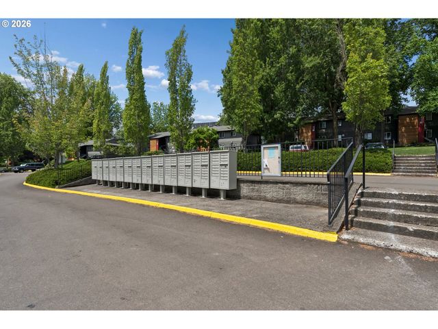 12638 Nw BARNES Rd 6, Portland, OR 97229