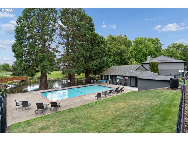 12638 Nw BARNES Rd 6, Portland, OR 97229