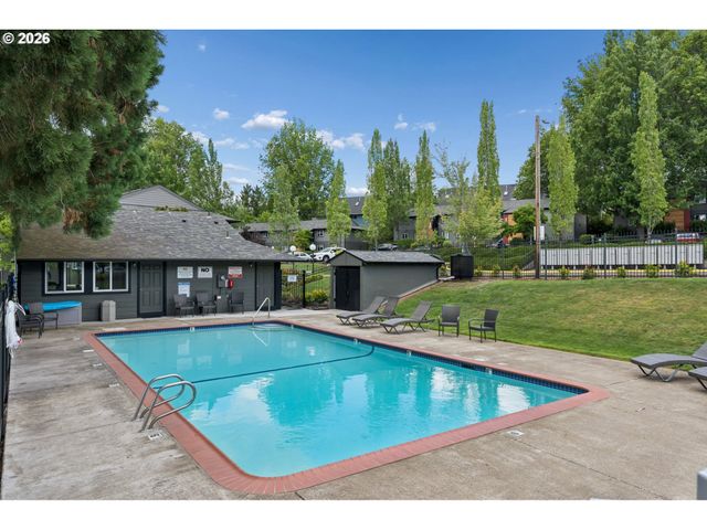 12638 Nw BARNES Rd 6, Portland, OR 97229