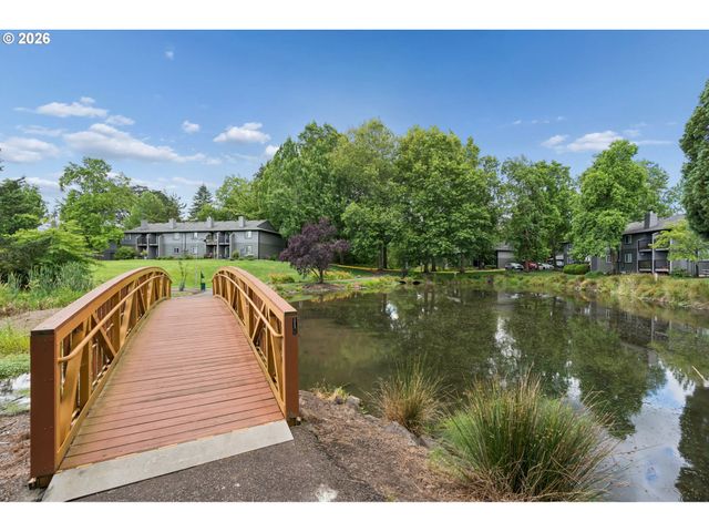 12638 Nw BARNES Rd 6, Portland, OR 97229