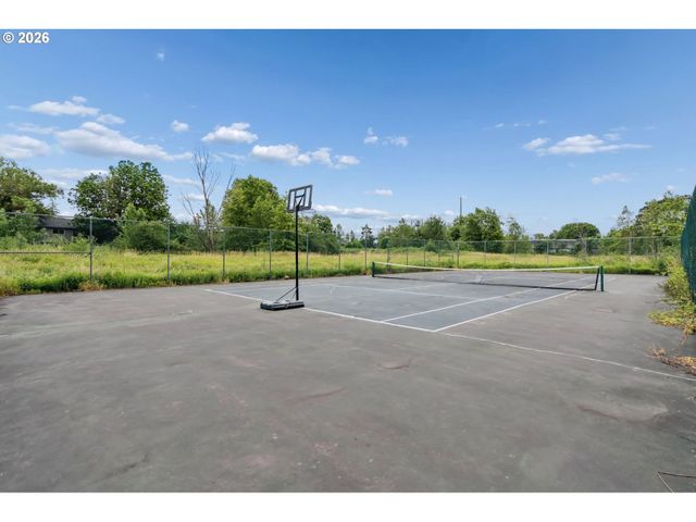 12638 Nw BARNES Rd 6, Portland, OR 97229