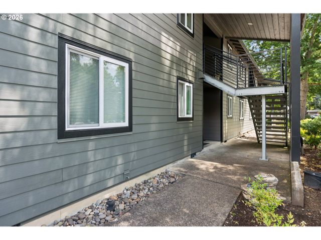 12638 Nw BARNES Rd 6, Portland, OR 97229