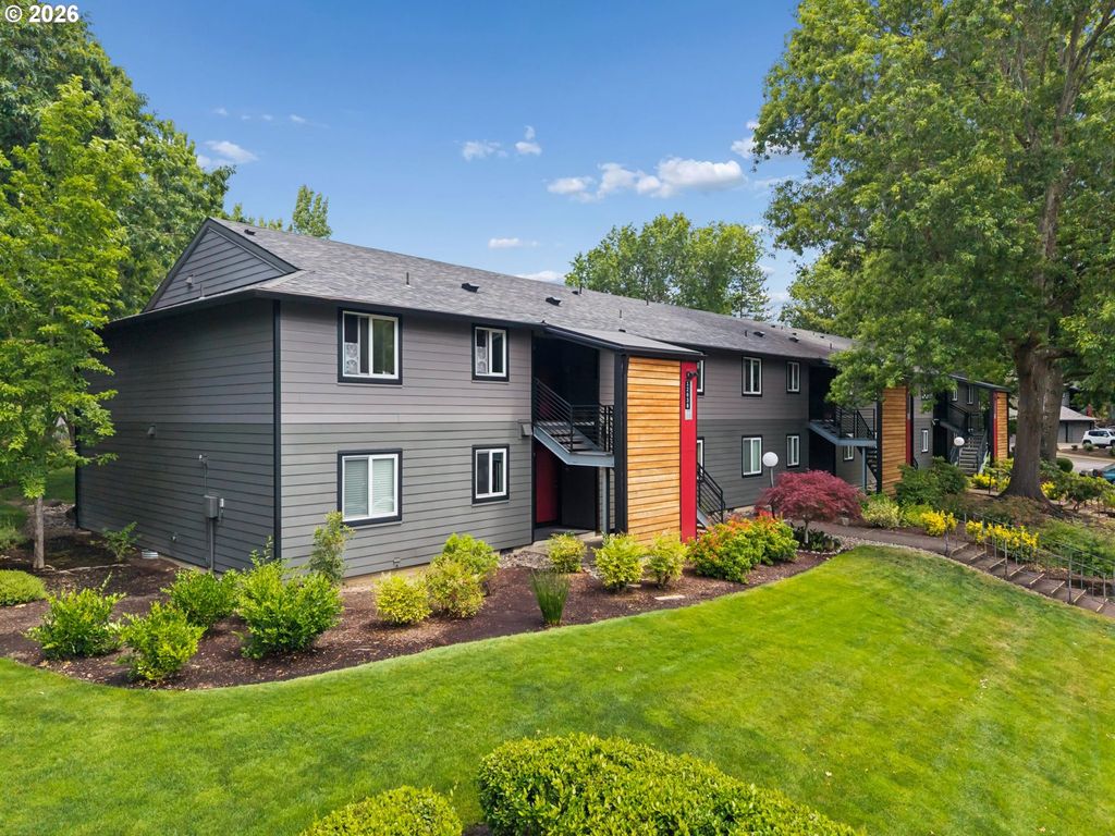 12638 Nw BARNES Rd 6, Portland, OR 97229