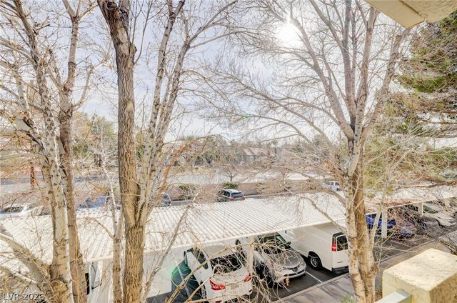 4877 South Torrey Pines Drive 202, Las Vegas, NV 89103