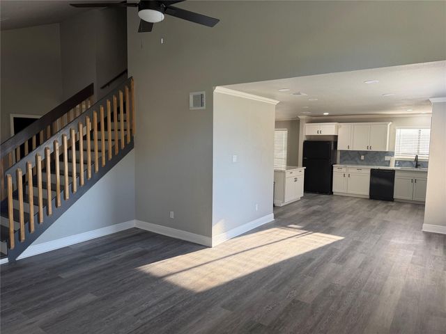 12230 Kleinmeadow Drive, Houston, TX 77066