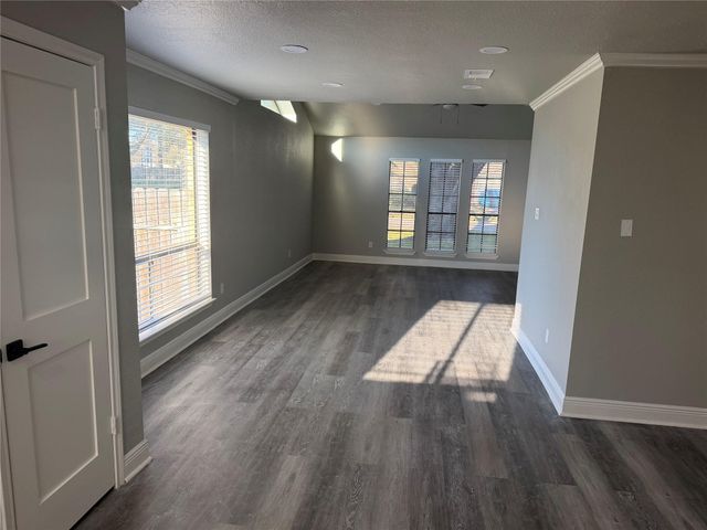 12230 Kleinmeadow Drive, Houston, TX 77066